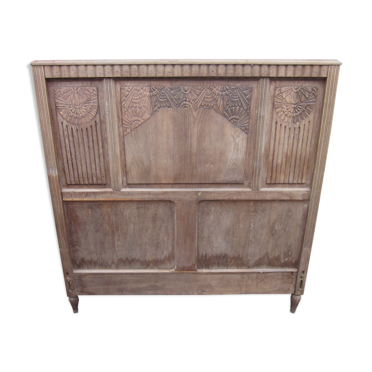 Bed head of the 1930s