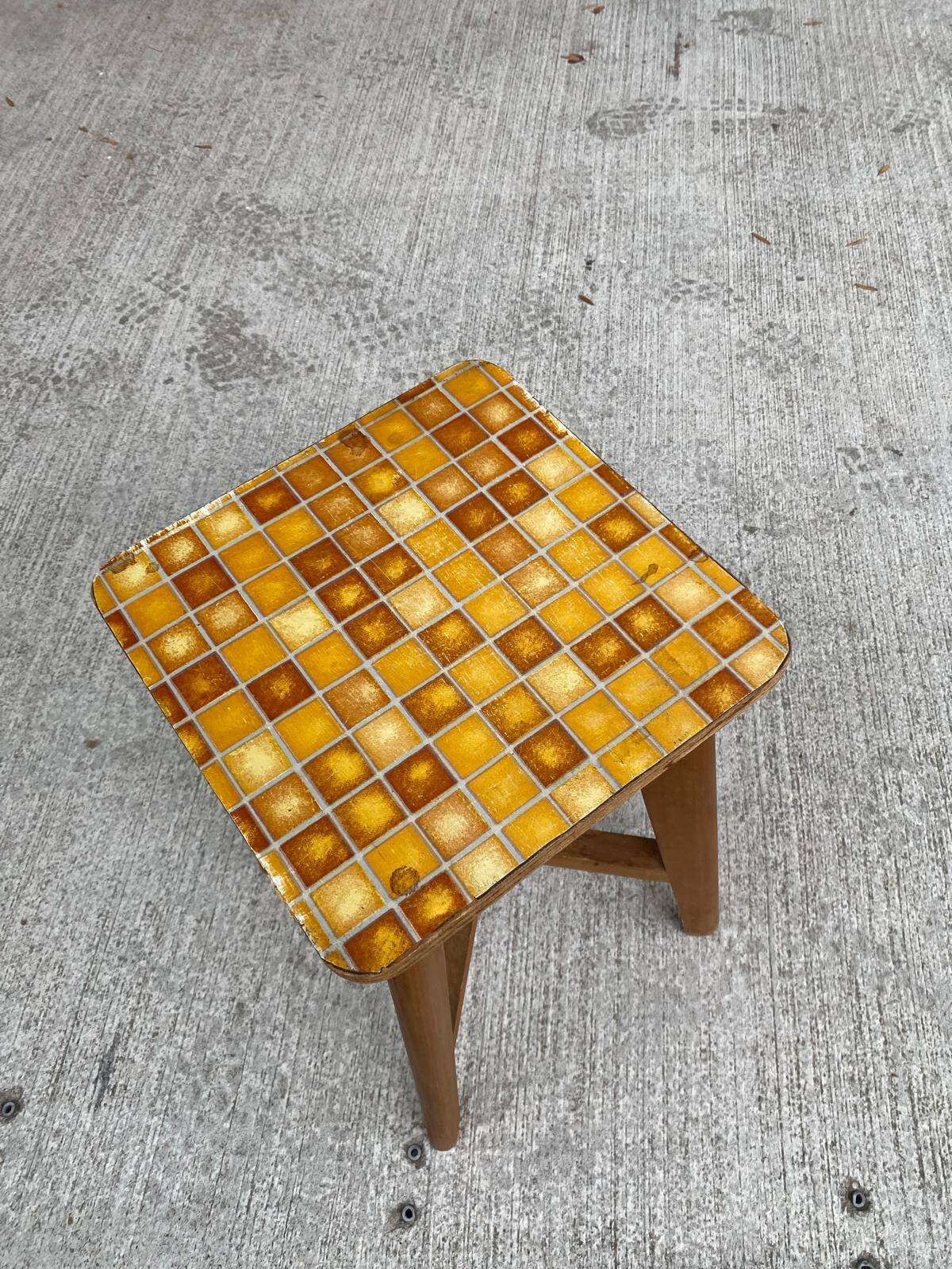 Scandinavian stool with amber mosaic effect top, 60s side table.