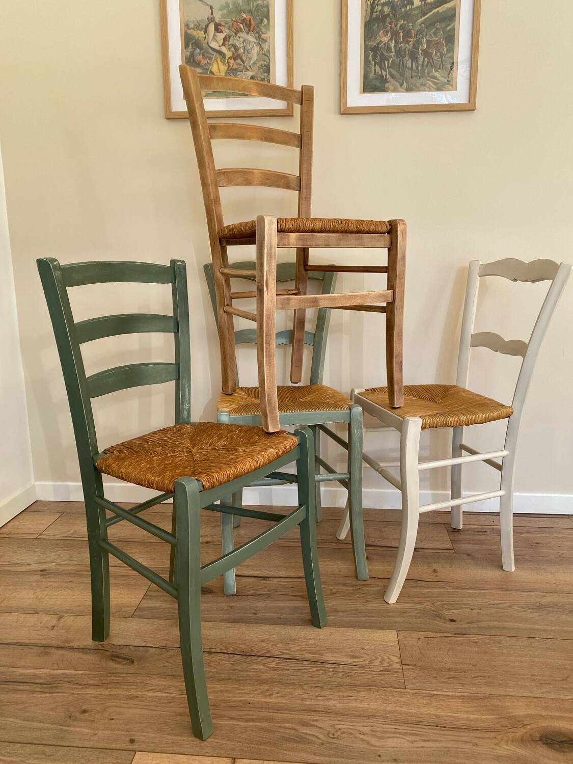 Set of 4 chairs