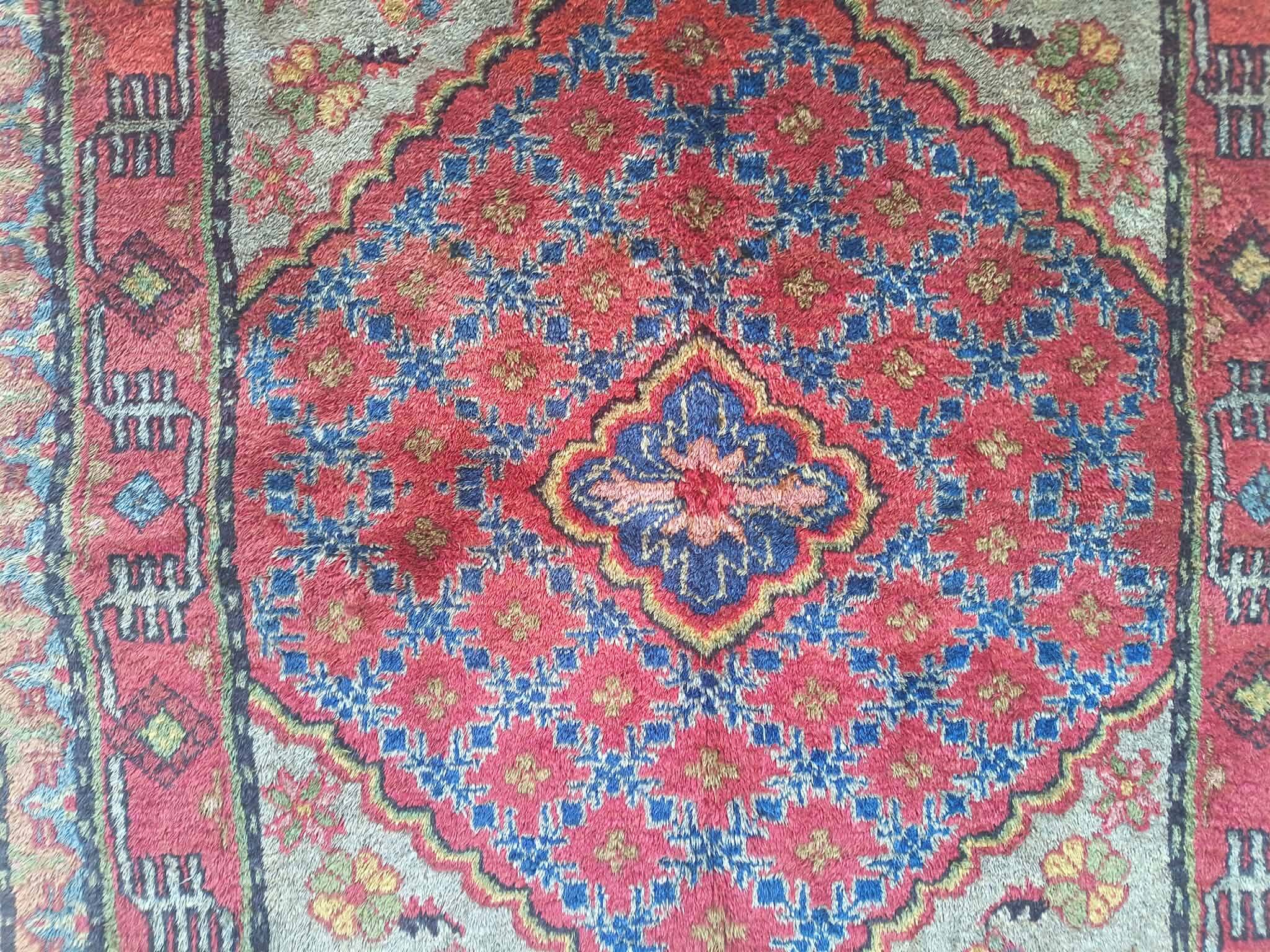 Tapis Sinkiang fait main