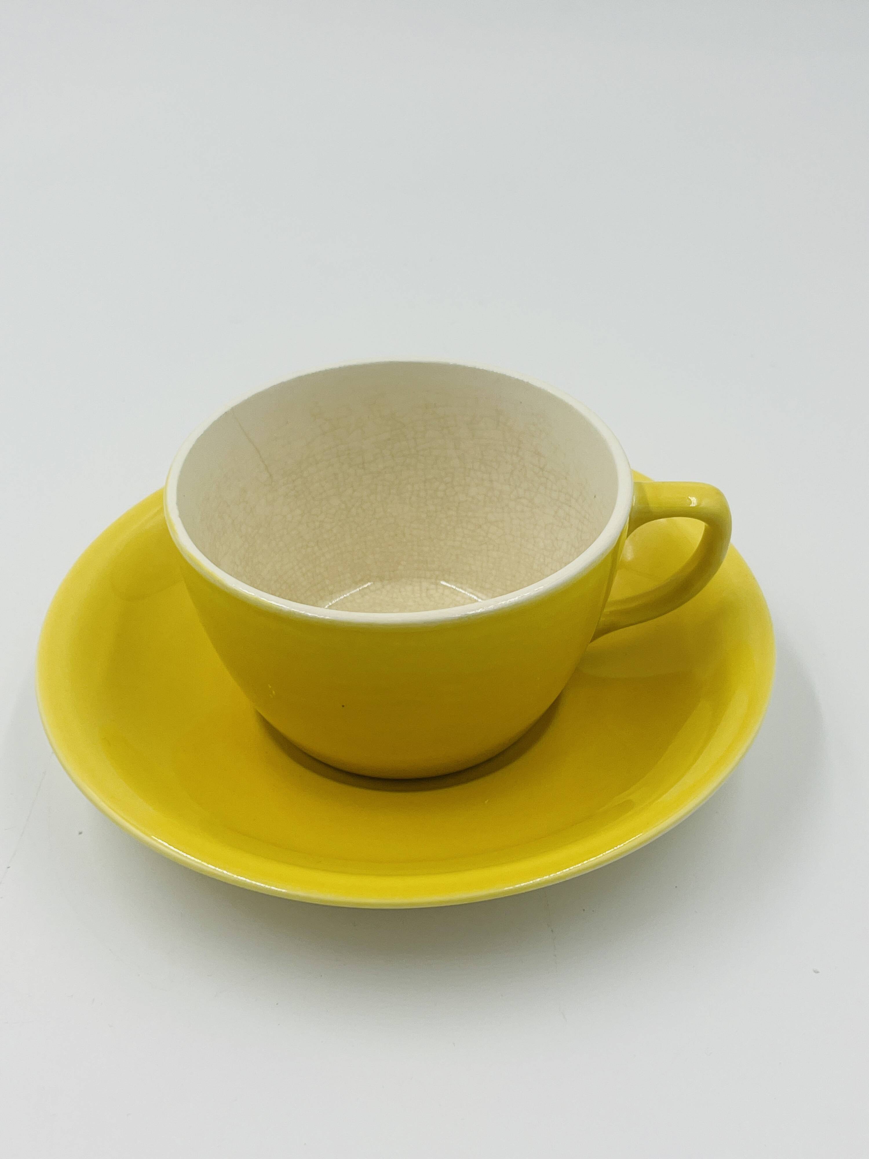 Service 10 tasses jaune Boch Belgique vintage