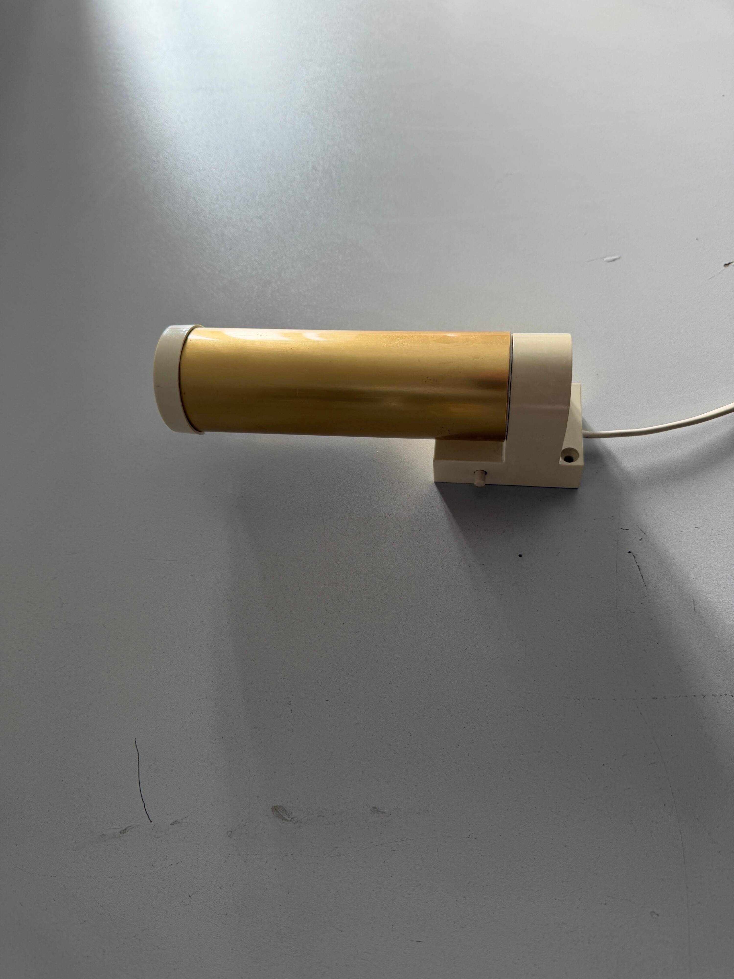 Simple wall light in plexiglass and metal by ERCO, 1970s, Germany.