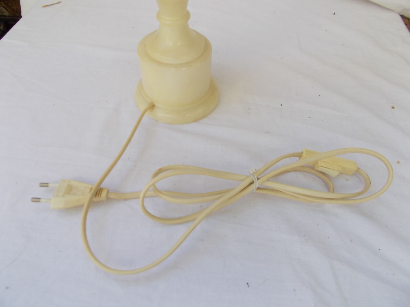 Alabaster lamp