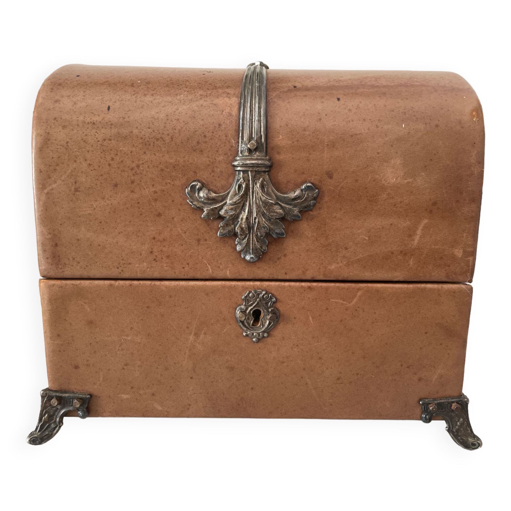 Vintage leather and silver metal jewelry box.