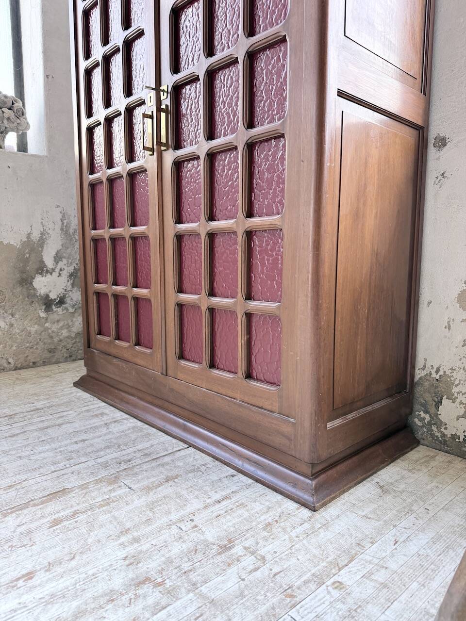Art Deco wardrobe from the 1940s.