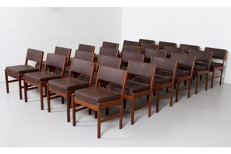 Lot of 24 chairs Scandinavian