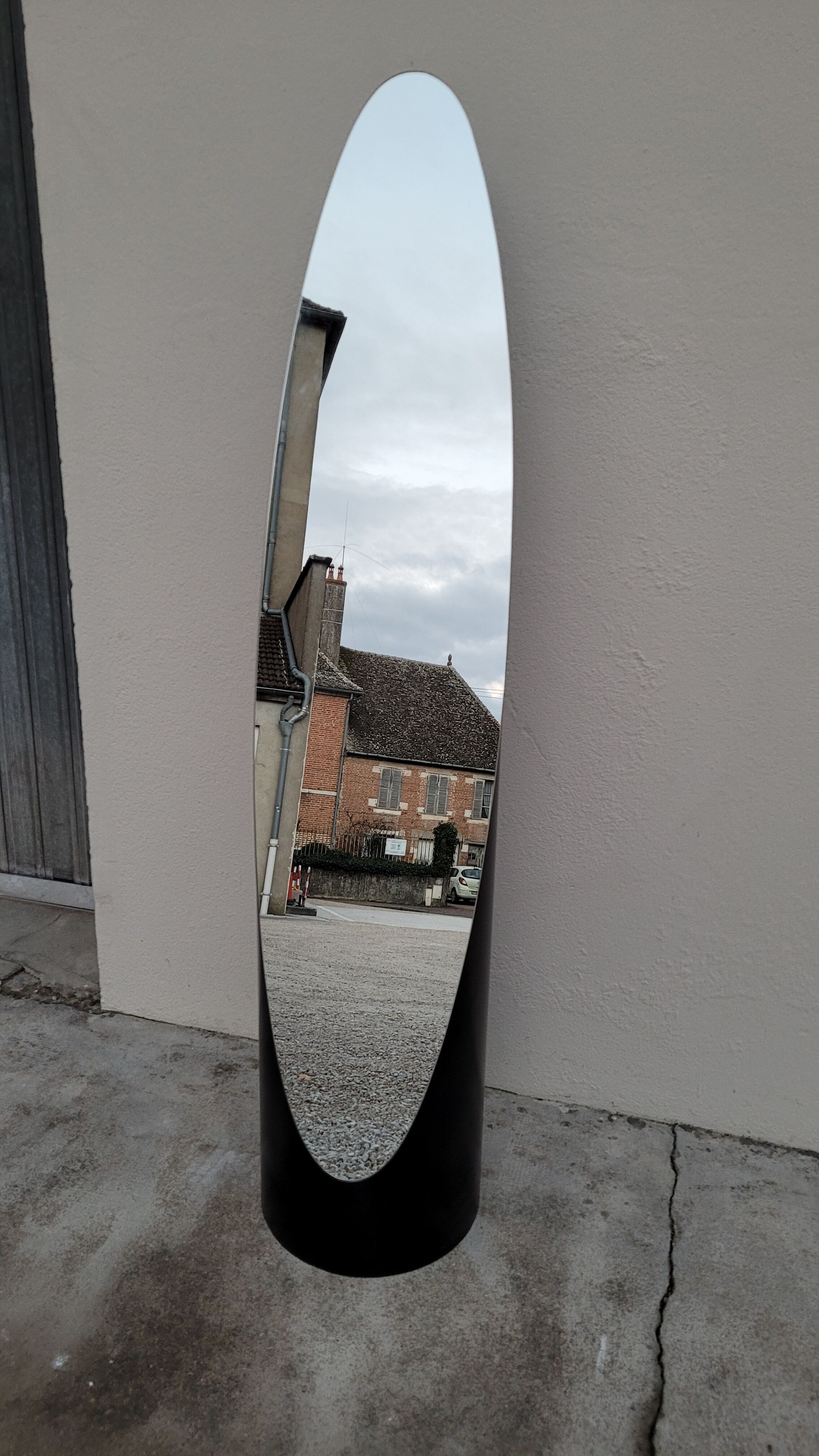 Vintage psyche mirror on foot 1980