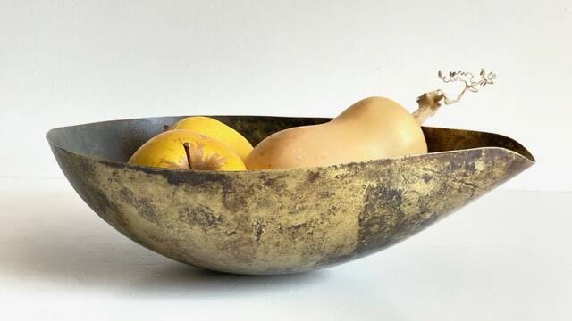 Coupe à fruits forme goutte en laiton vintage