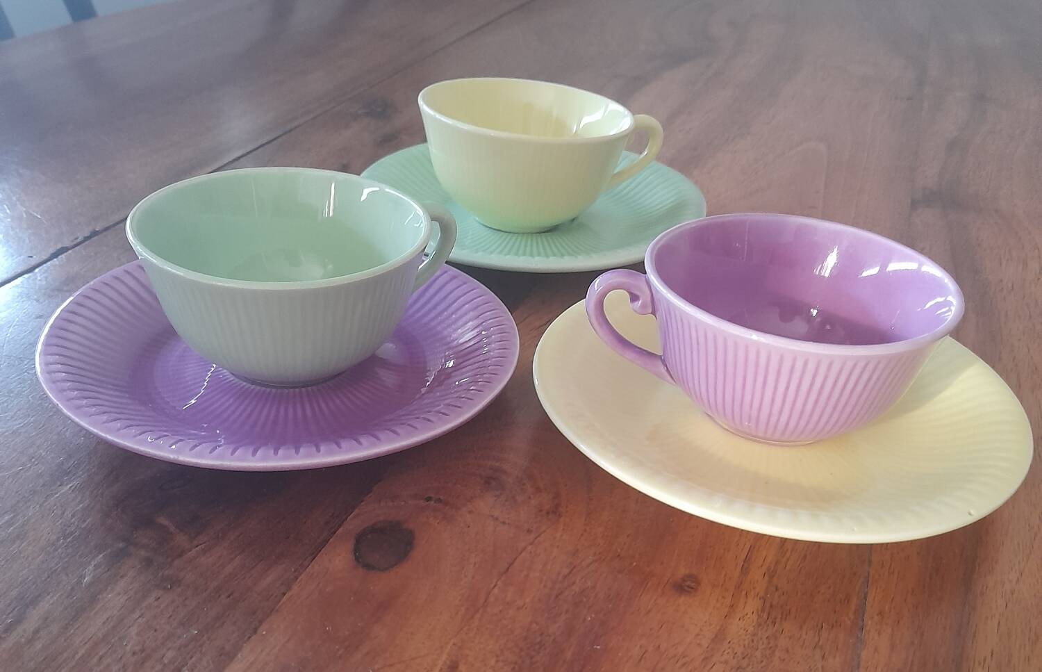 Salins earthenware cups