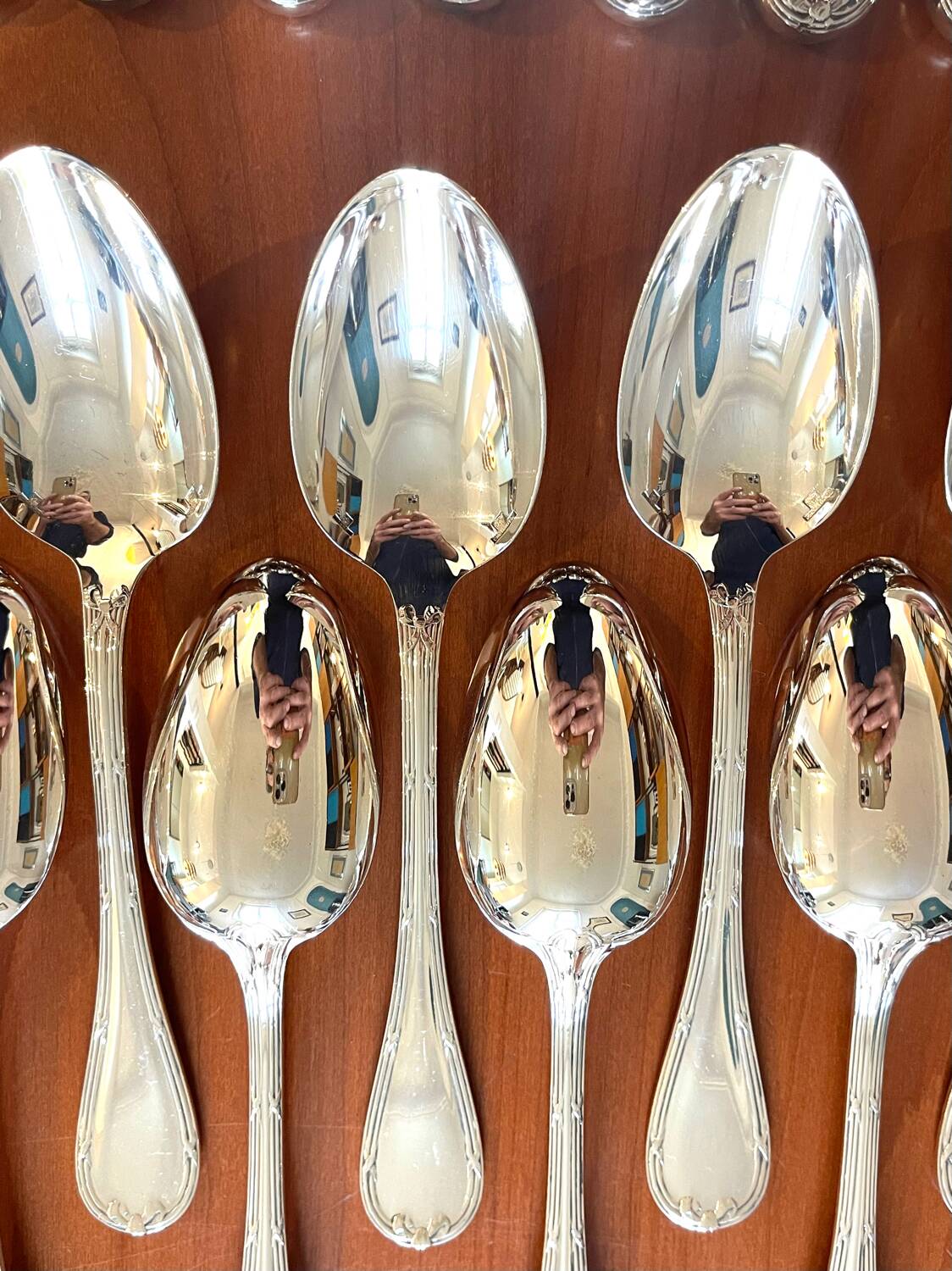 Christofle ribbons, 61-piece flatware set, excellent condition