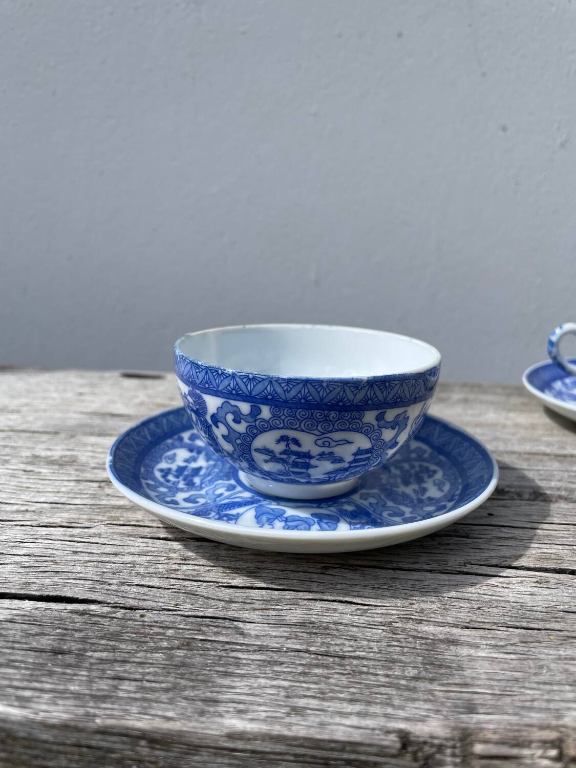 4 tasses porcelaine bleu Japon