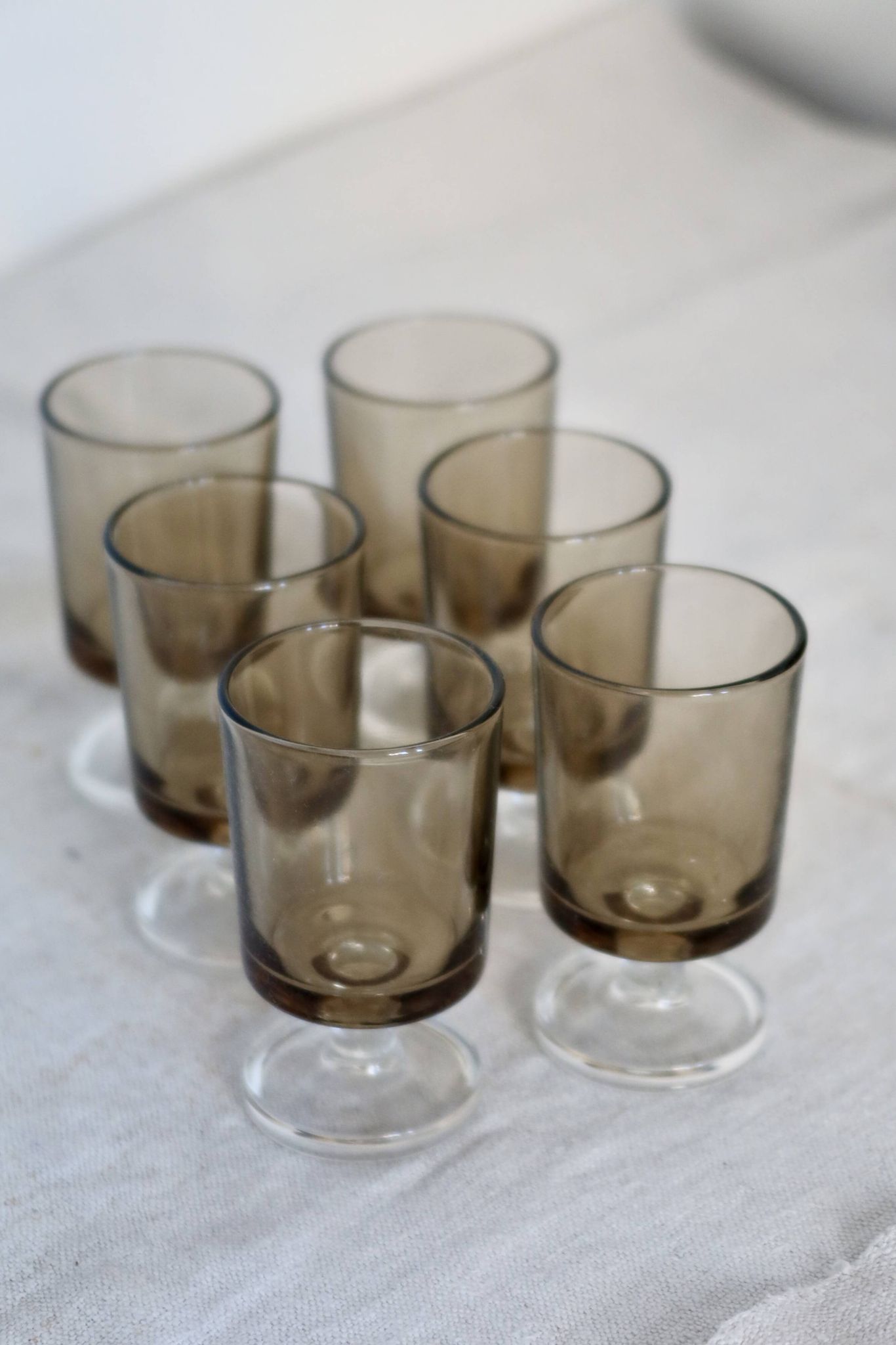 6 vintage Luminarc liqueur glasses, Sweden model - Smoked glass