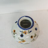 Vase flowers at old Handmade Martres