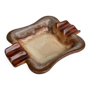 Fat lava ceramic ashtray signed, Germany, 1970s.