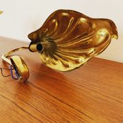 Set of 2 italian Mid Century Modern brass leaf shaped wall lamps by Tommaso Barbi