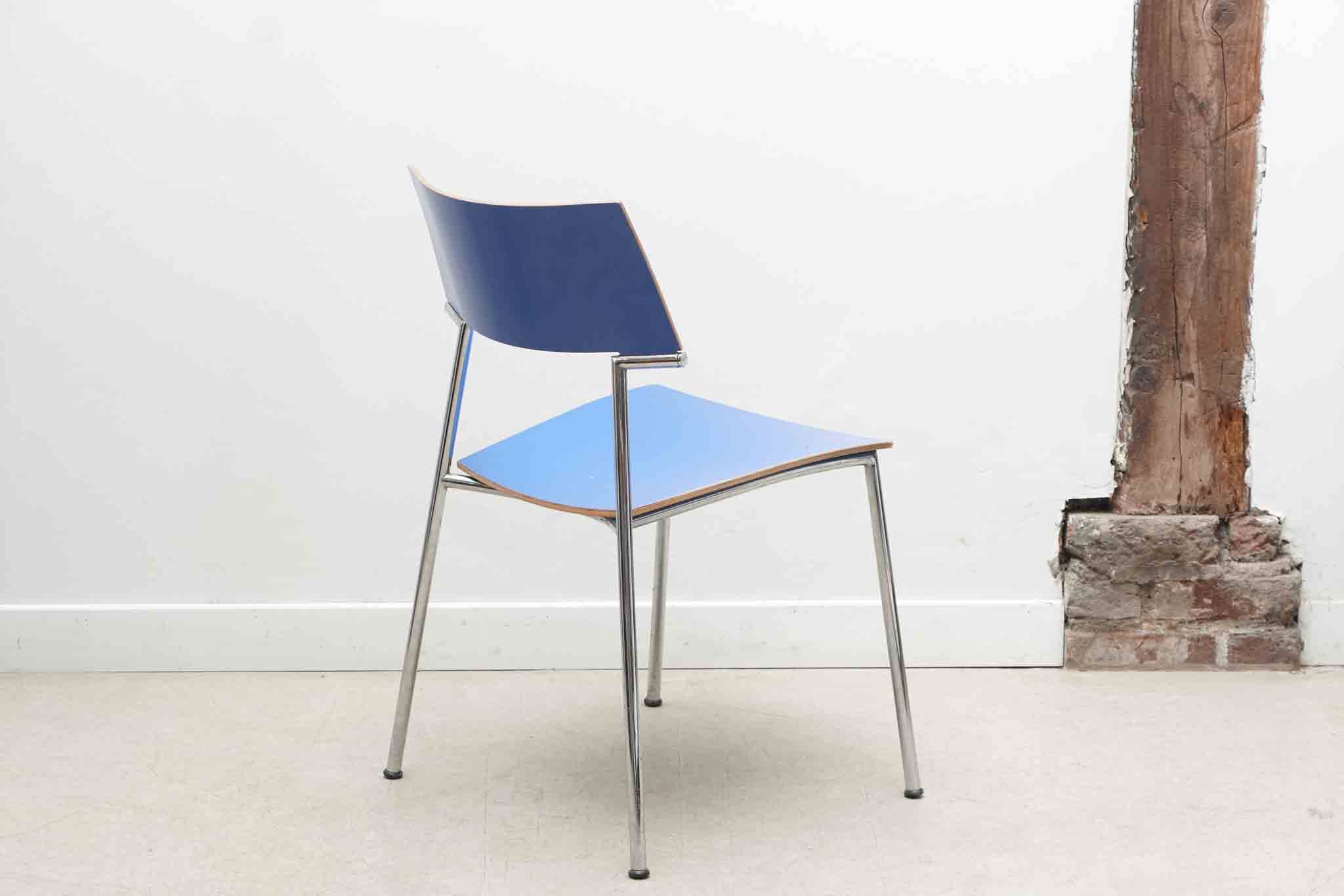 Blue chair Gijs Van der Sluis