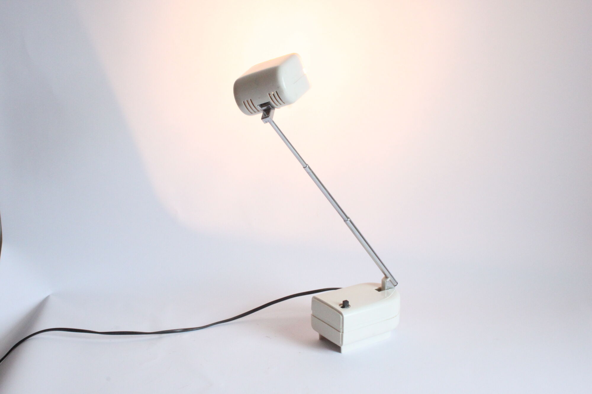 Telescopic bedside or wall lamp, 1960s.