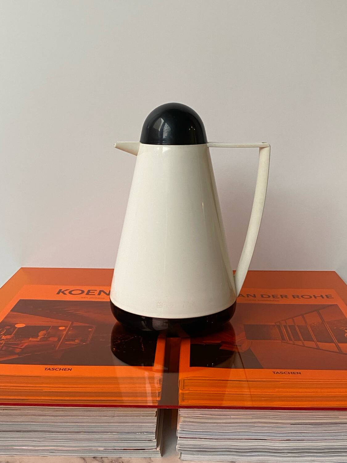 Furio Minuti by guzzini thermos teapot