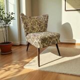 Vintage floral cocktail chair / armchair / single seater armchair