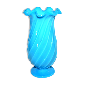 Vase ancien en opaline bleu turquoise 18.5cm