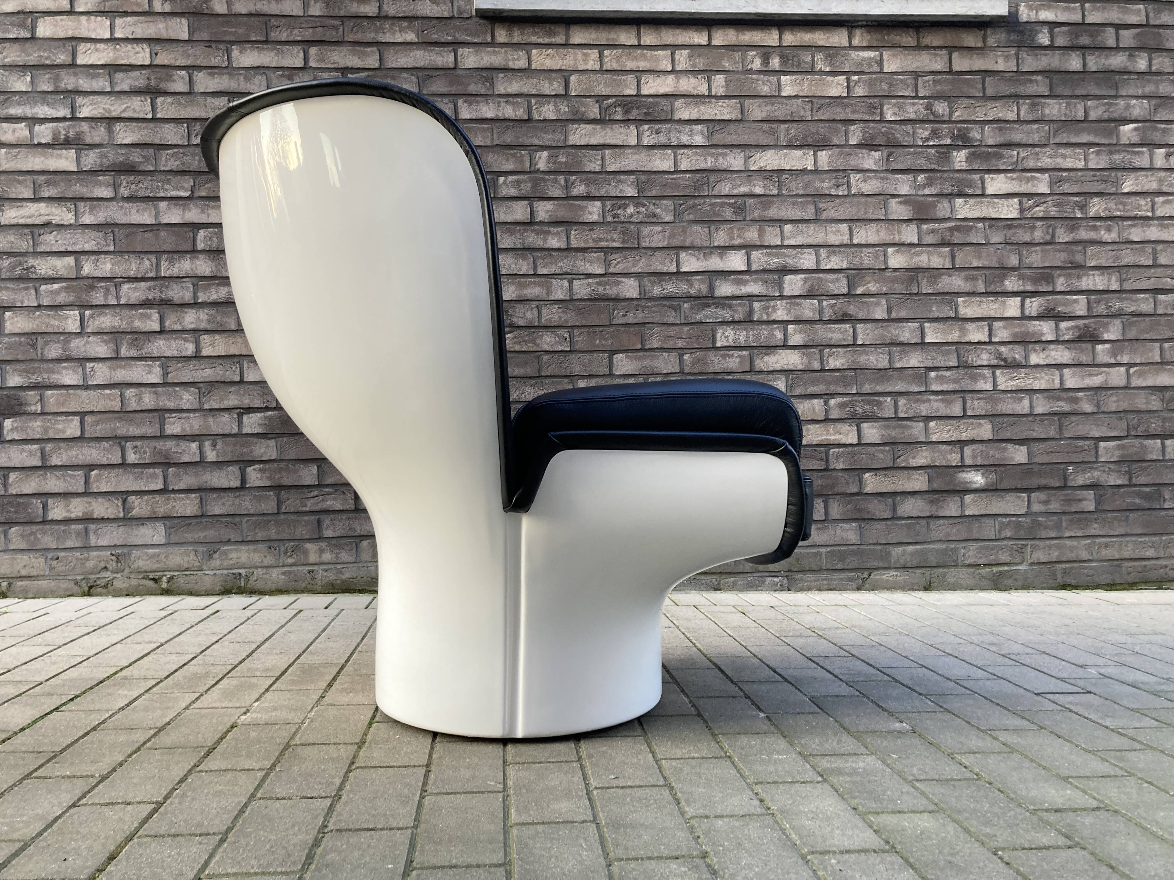 Joe Colombo Elda design armchair, Longhi edition