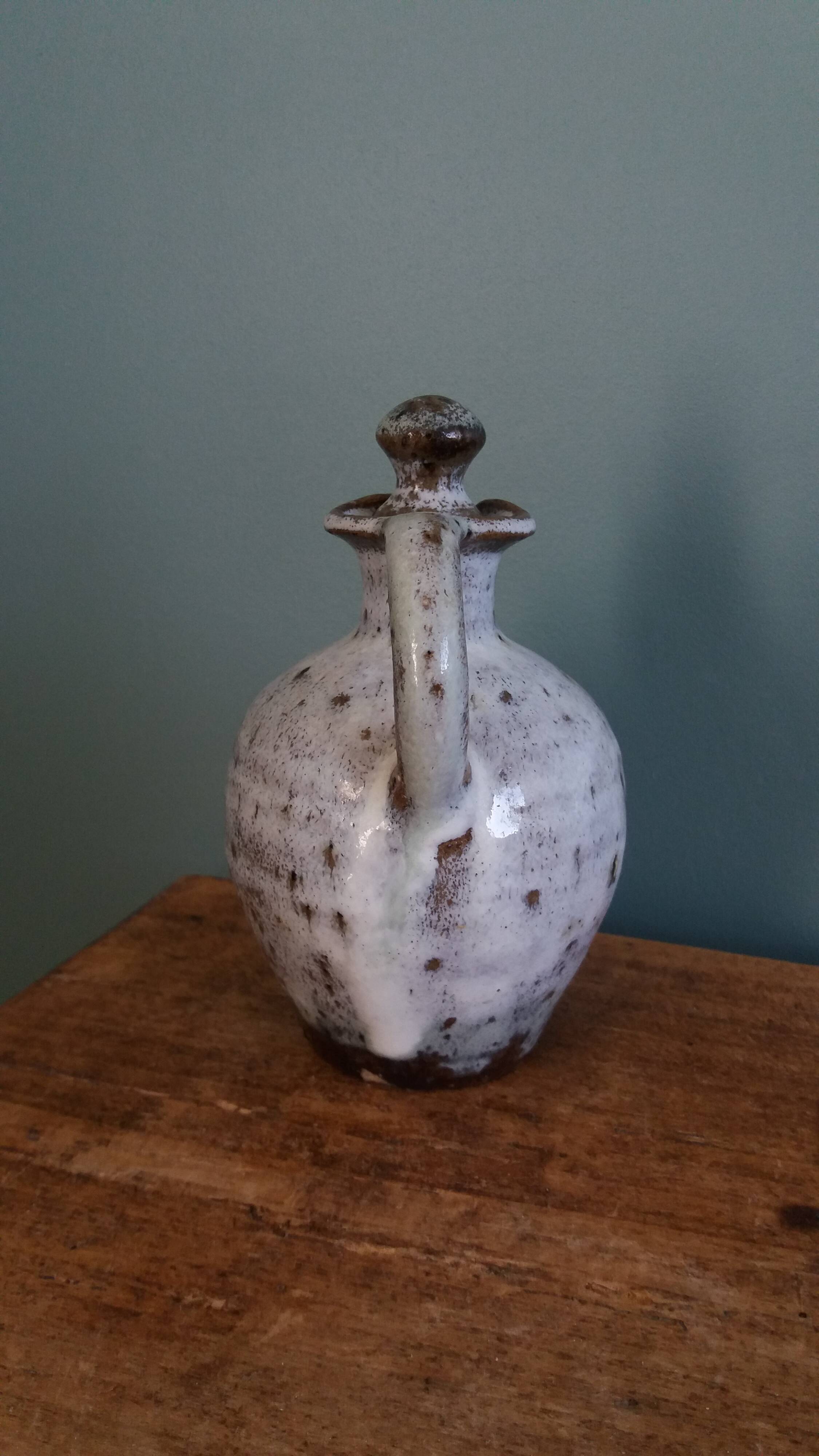 Oil jug in stoneware signed Les poteries de la Vallée Noire
