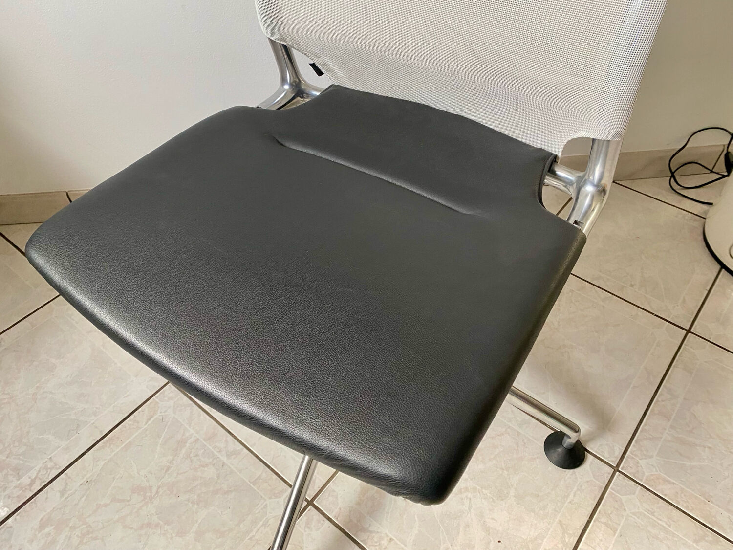 Meda office chair, Vitra edition, designed by Alberto Meda.