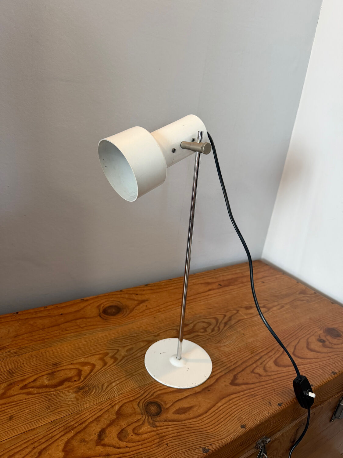 White aluminium designer table lamp made in Germany vintage