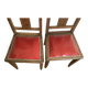 2 chaises vintage en bois et simili cuir rouge