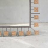 Specchio rettangolare brutalista in ferro battuto e formelle in terracotta