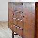 Buffet Art Déco en noyer foncé et laiton