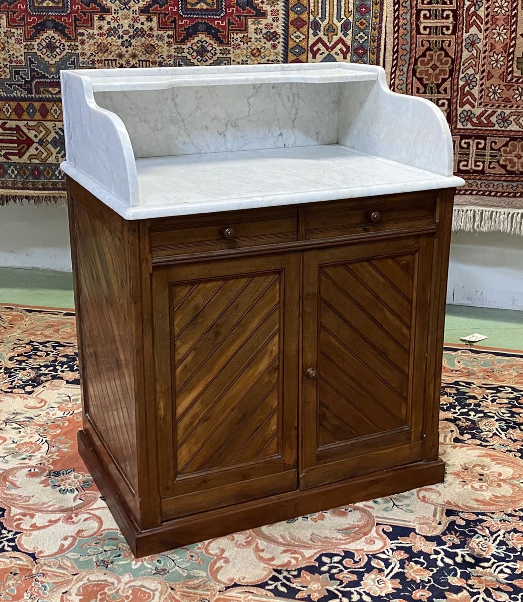 Toilet furniture in pitch pine and marble top - 30s