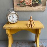 Patinated prayer bench