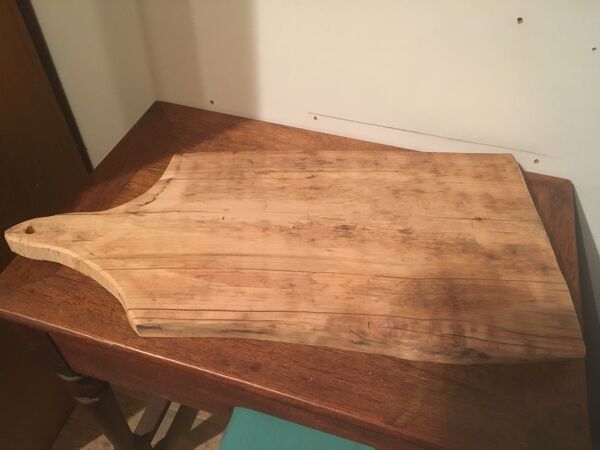 Planche à découper en merisier