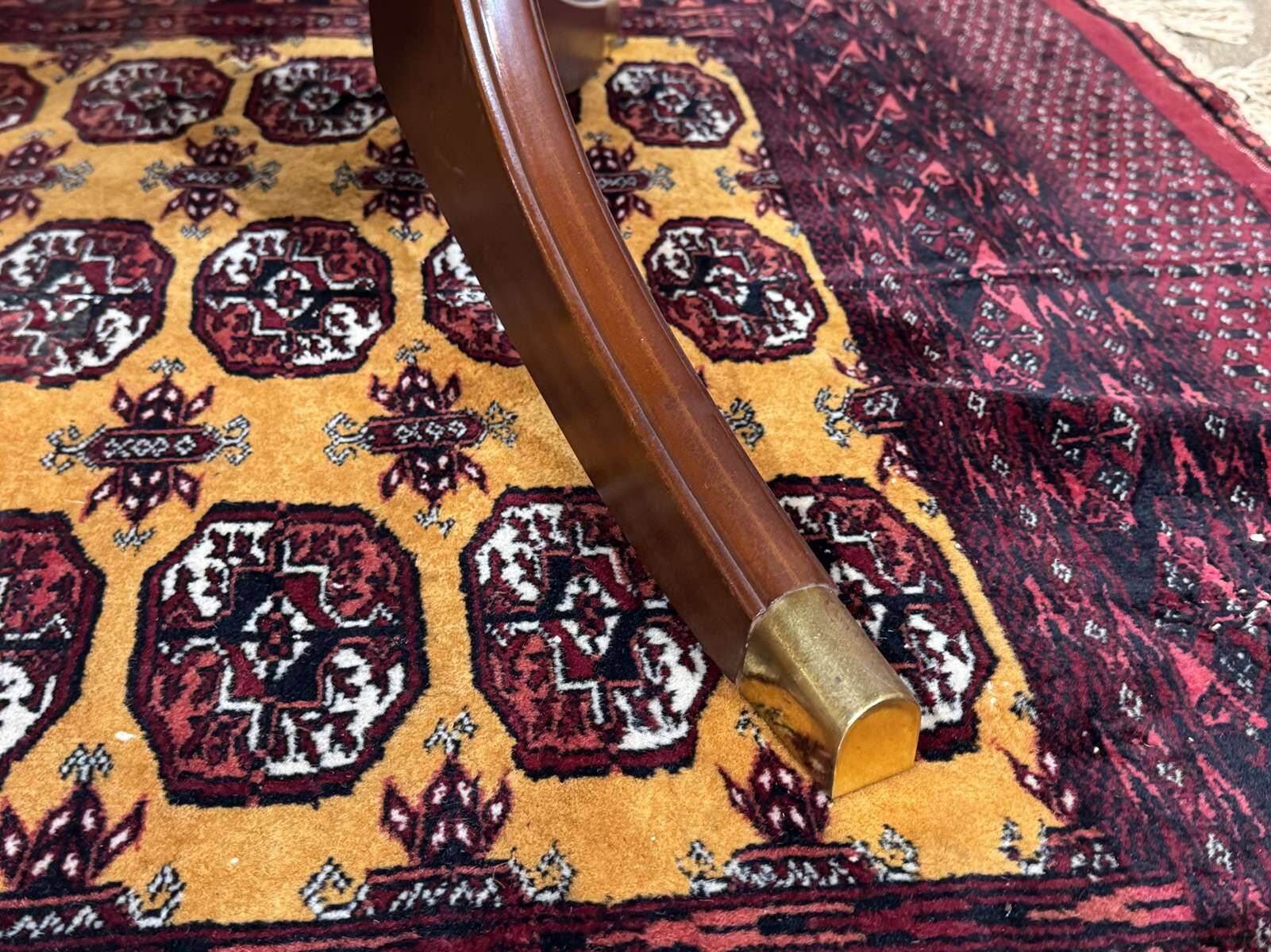 Oval GPlan table in mahogany from the 1970s with a butterfly extension.
