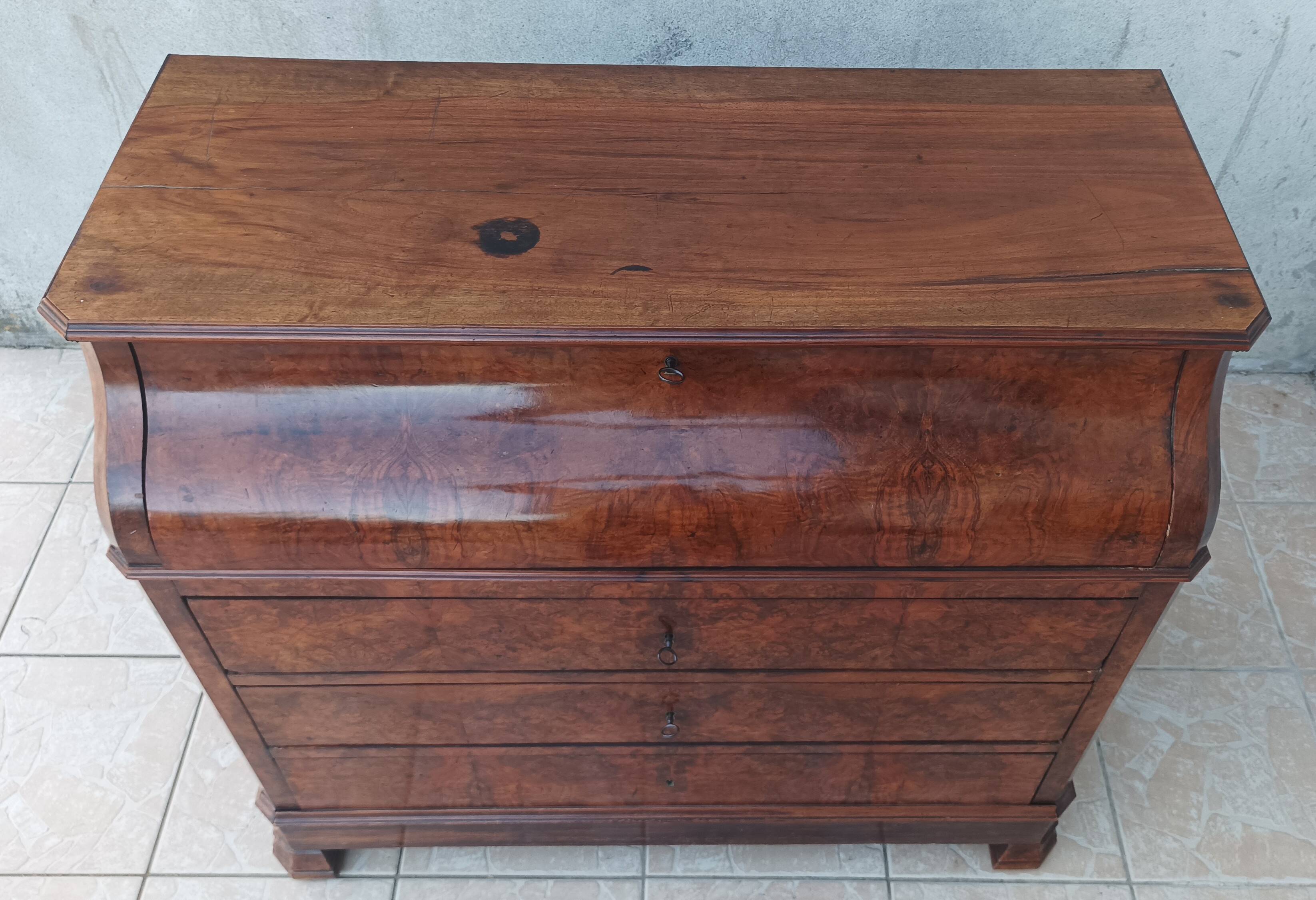 Louis Philippe walnut chest of drawers