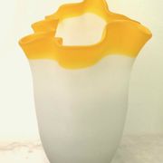 Vase mouchoir pâte de verre années 70