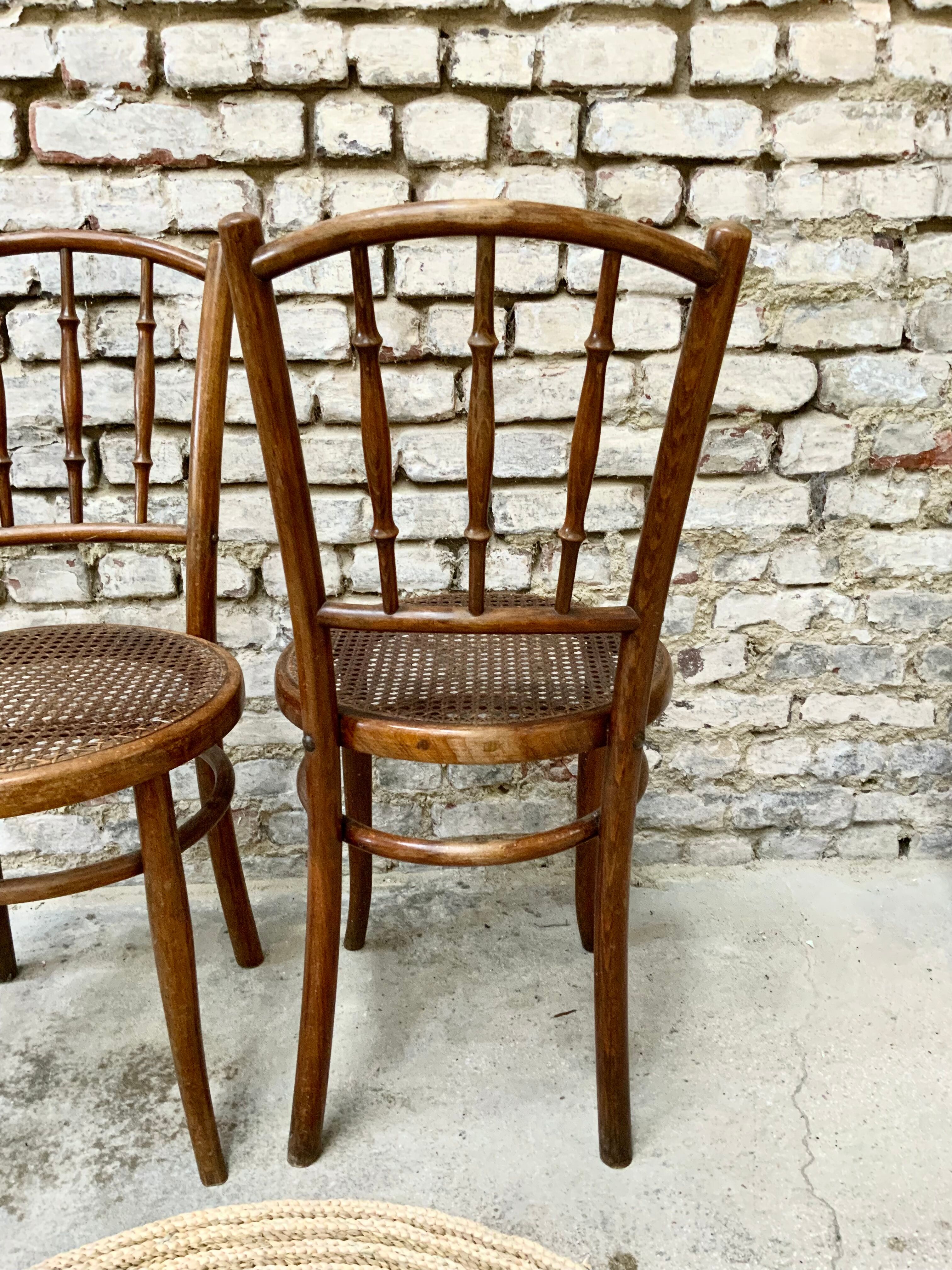 Lot 2 chaises bistrot Fishel
