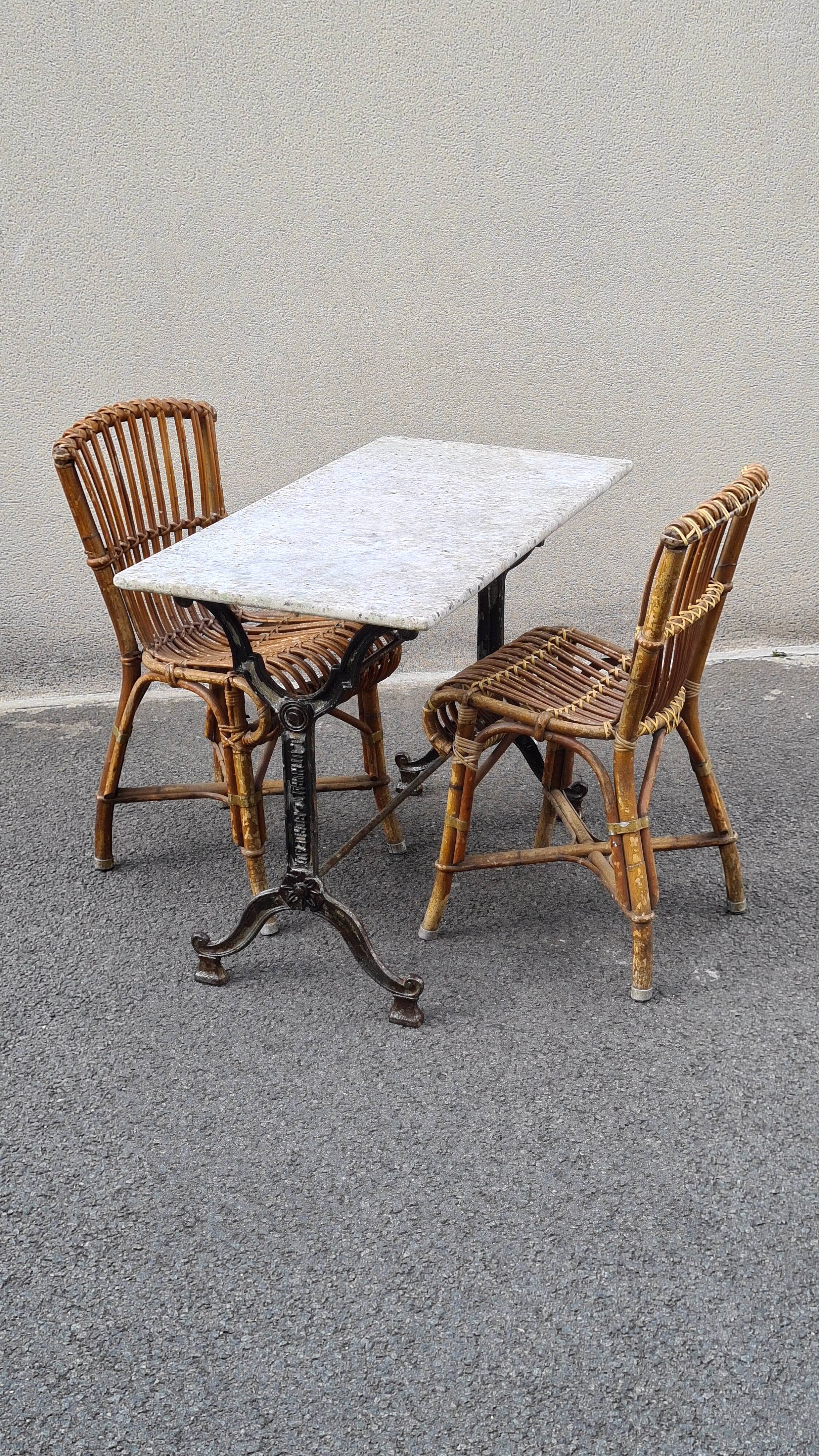 Old table bistrot