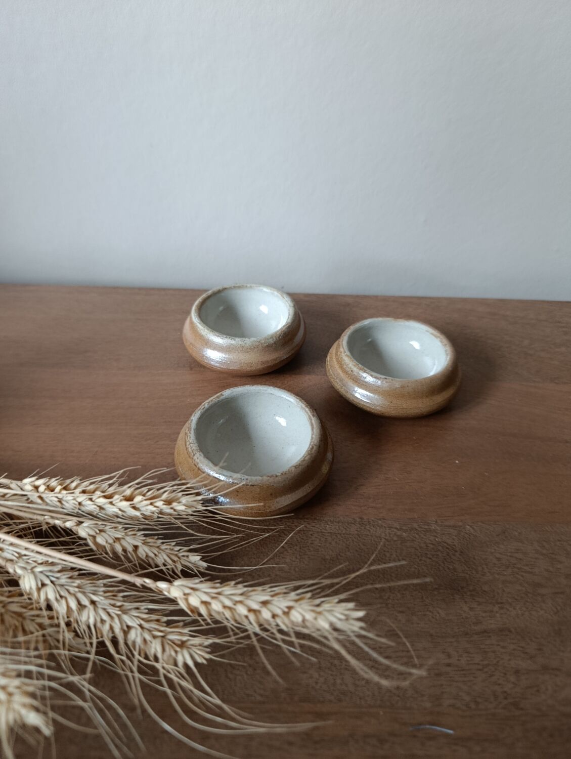 3 small individual butter dishes in stoneware, 1970