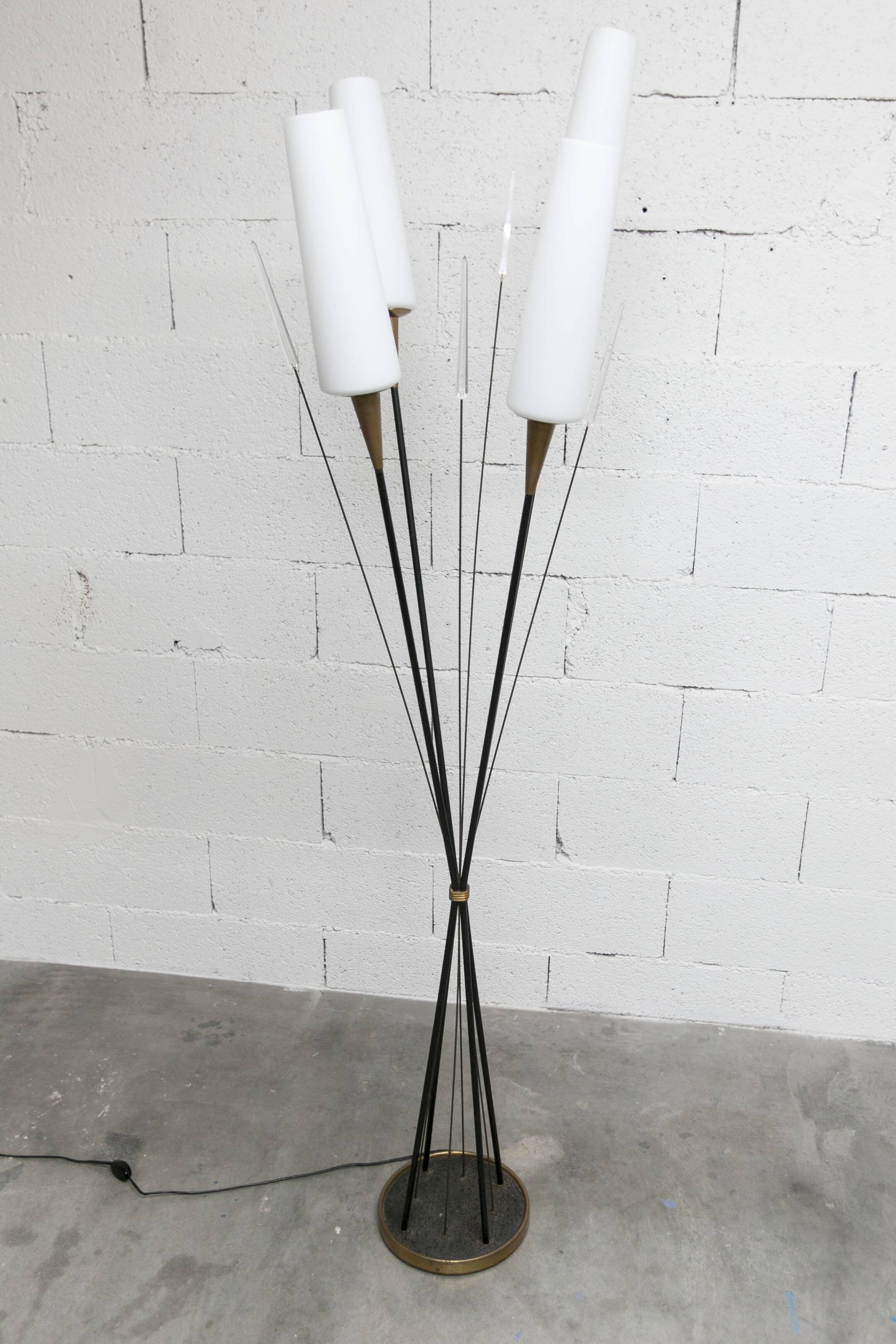 Floor lamp by René Mathieu for Maison Lunel 1950, brass and opaline.