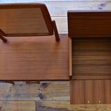 Scandinavian dressing table