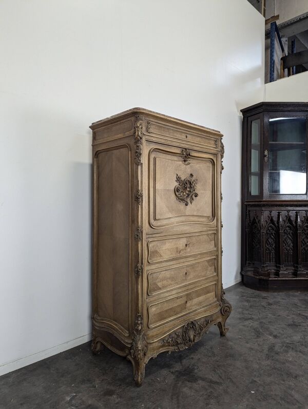 Secrétaire Baroque de style Louis XV en noyer
