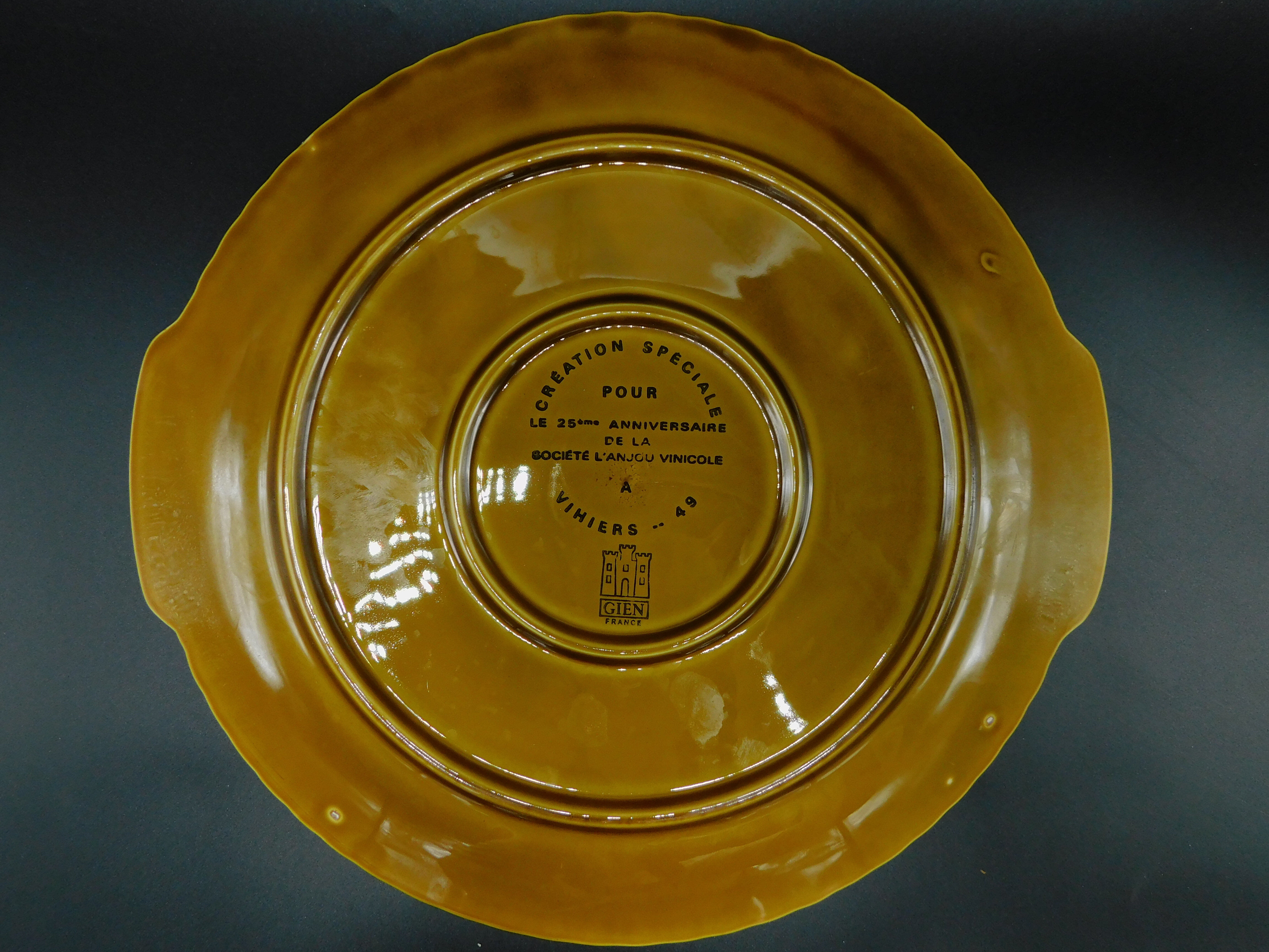 Ceramic pie dish, Gien, Chambord