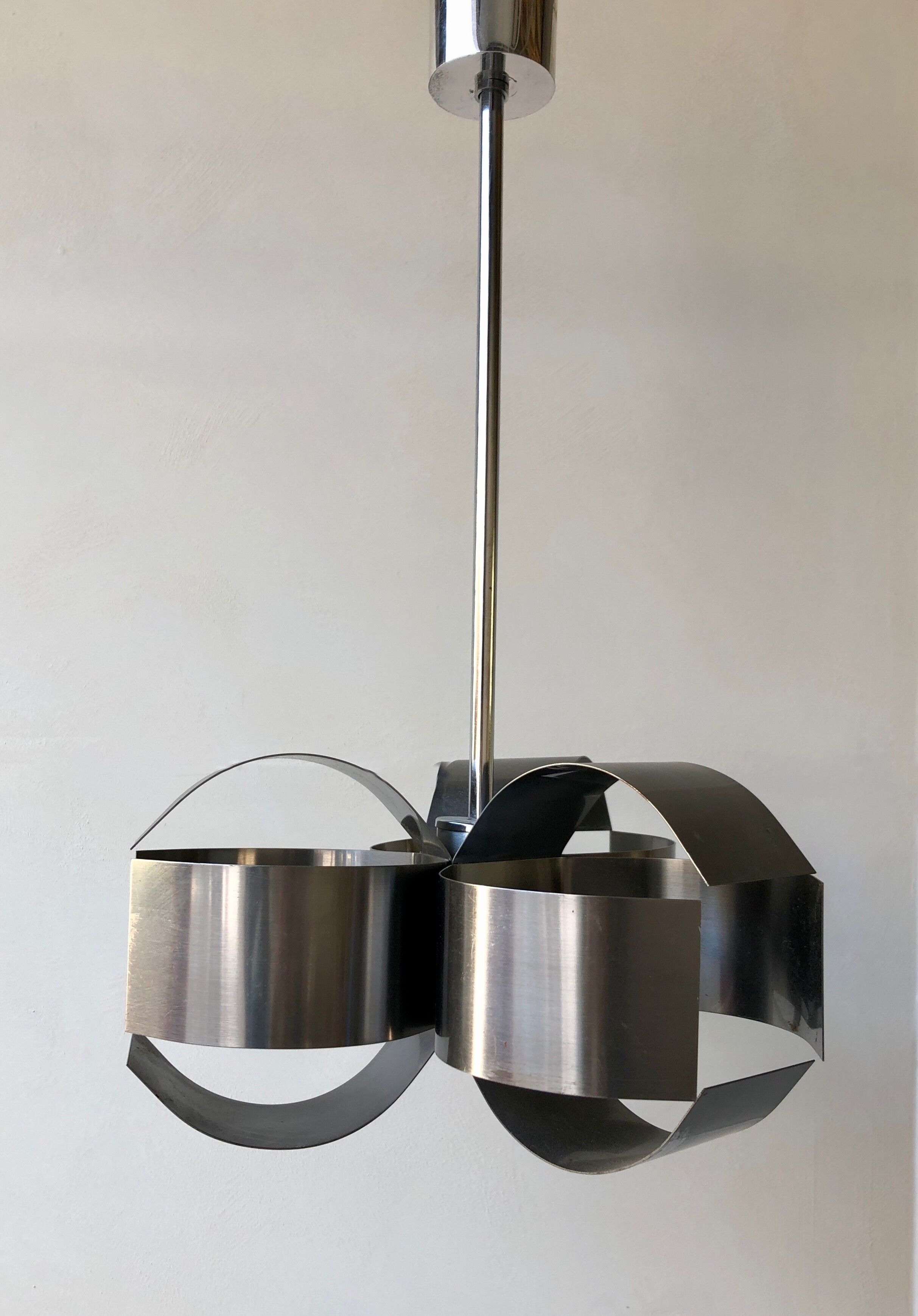 Metal suspension 70s