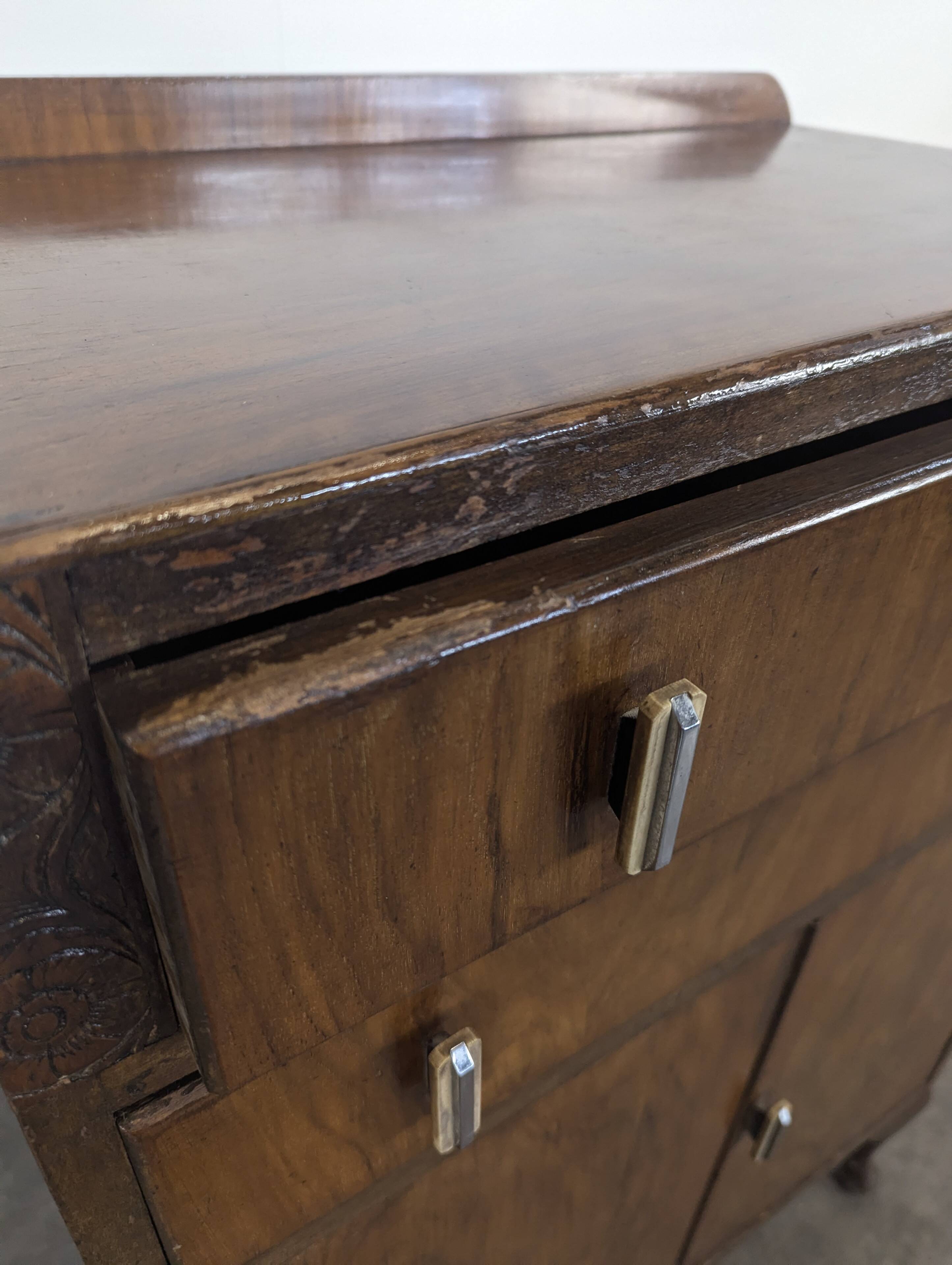 Exotic wood bar in Art Deco style