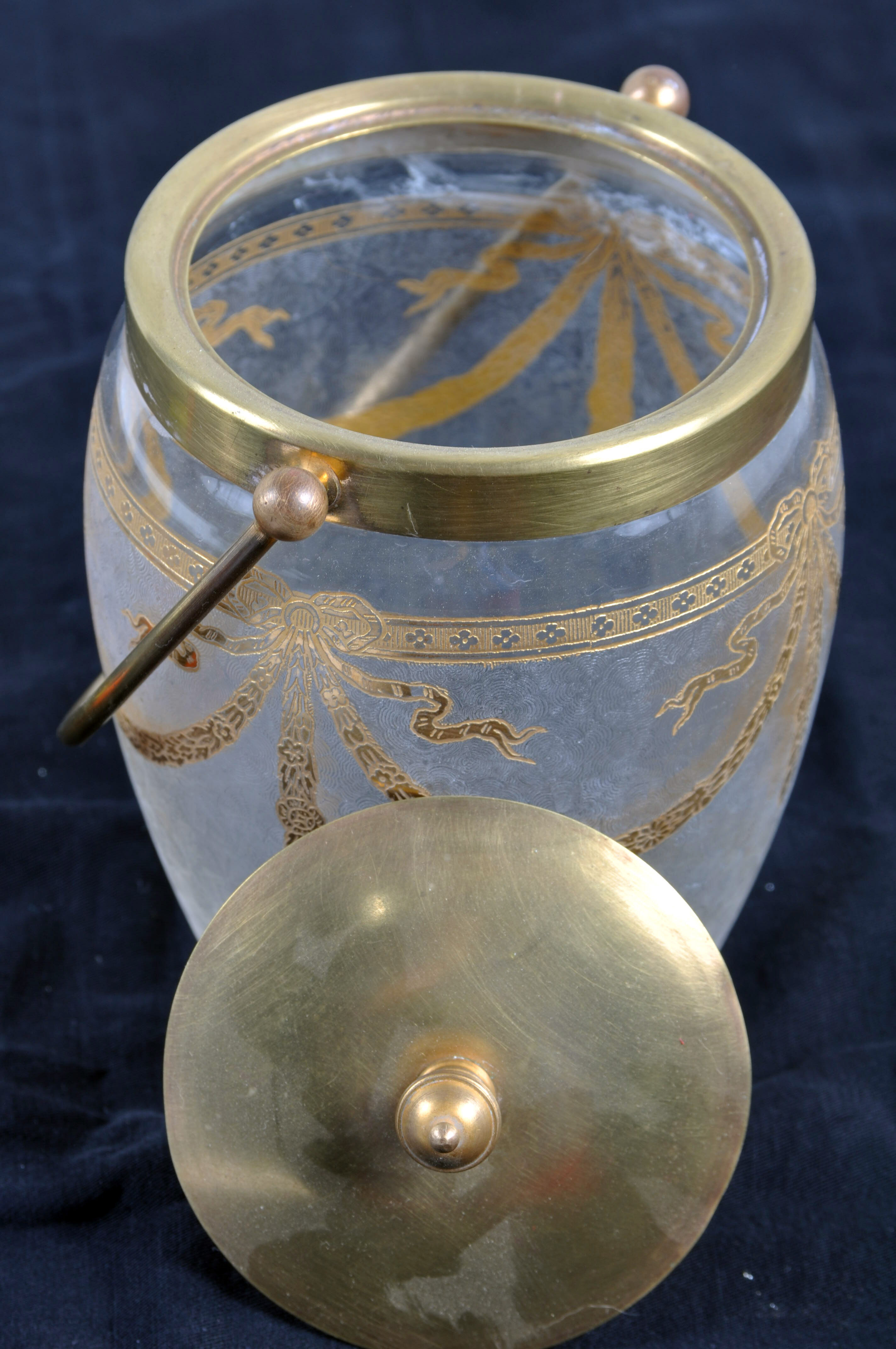 19th-century ice bucket