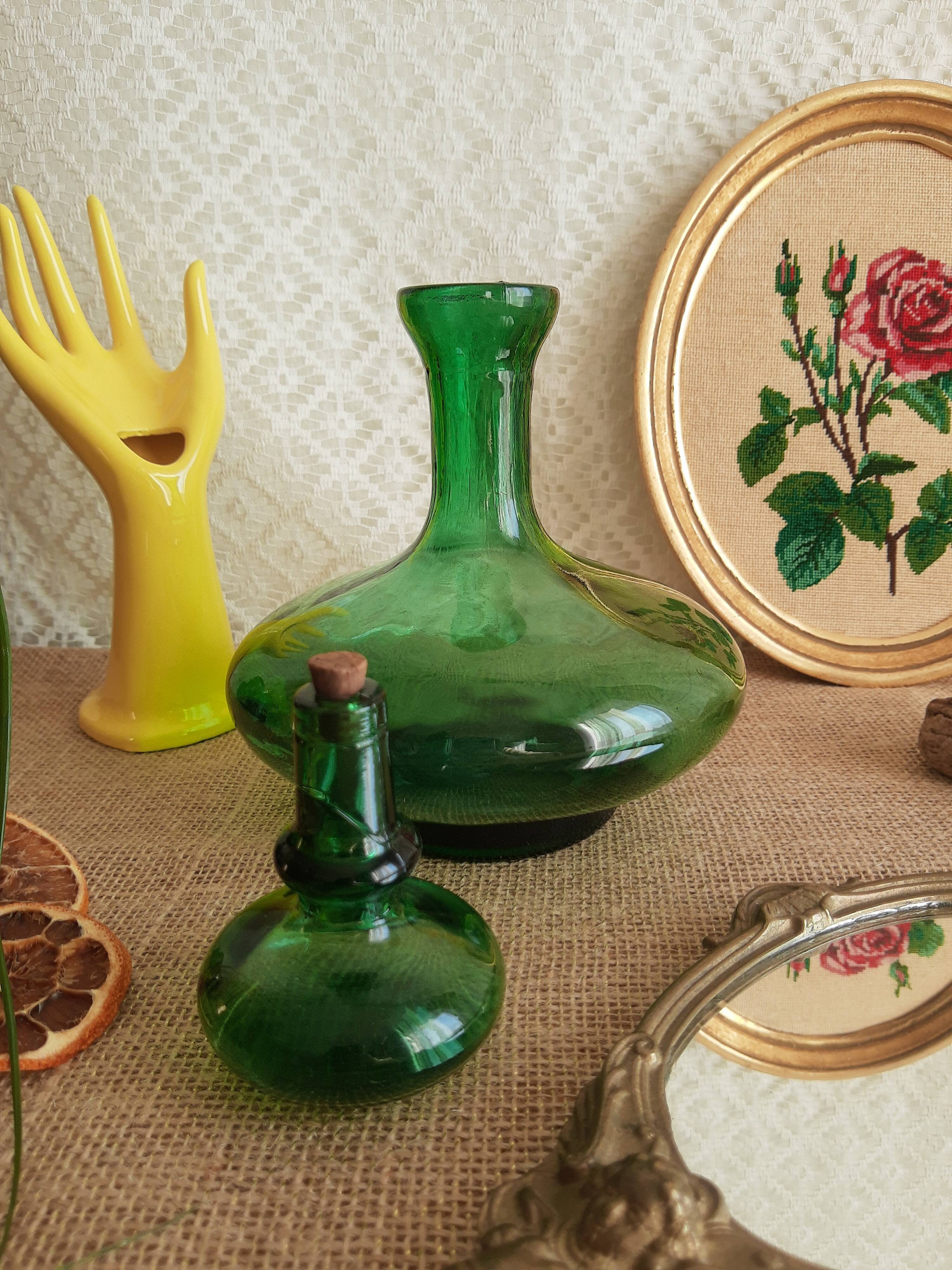 Carafe bouteille en verre, verte made in italy