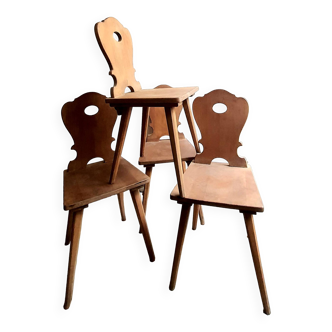 Série de 4 chaises Brutalistes en chêne massif - Art Populaire Savoyard - Vintage des années 60