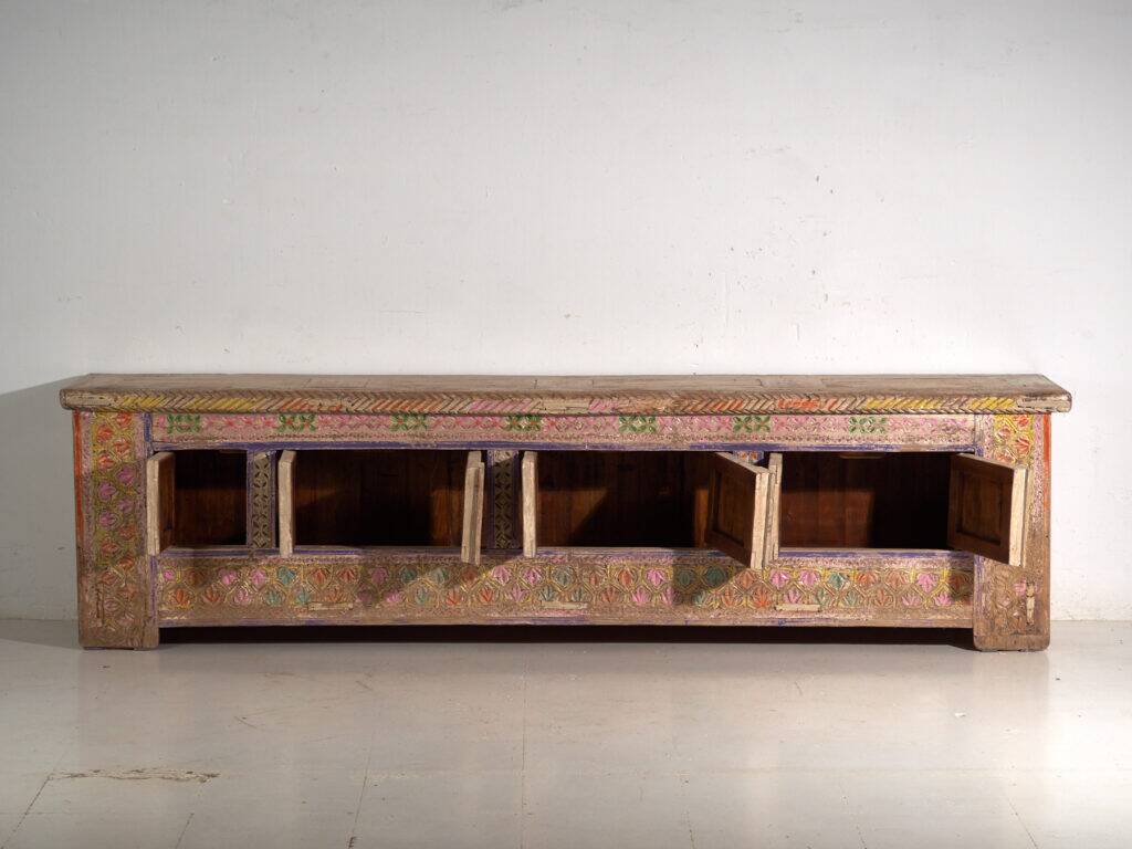 Antique polychrome carved low cabinet in pine – Xinjiang, circa 1900